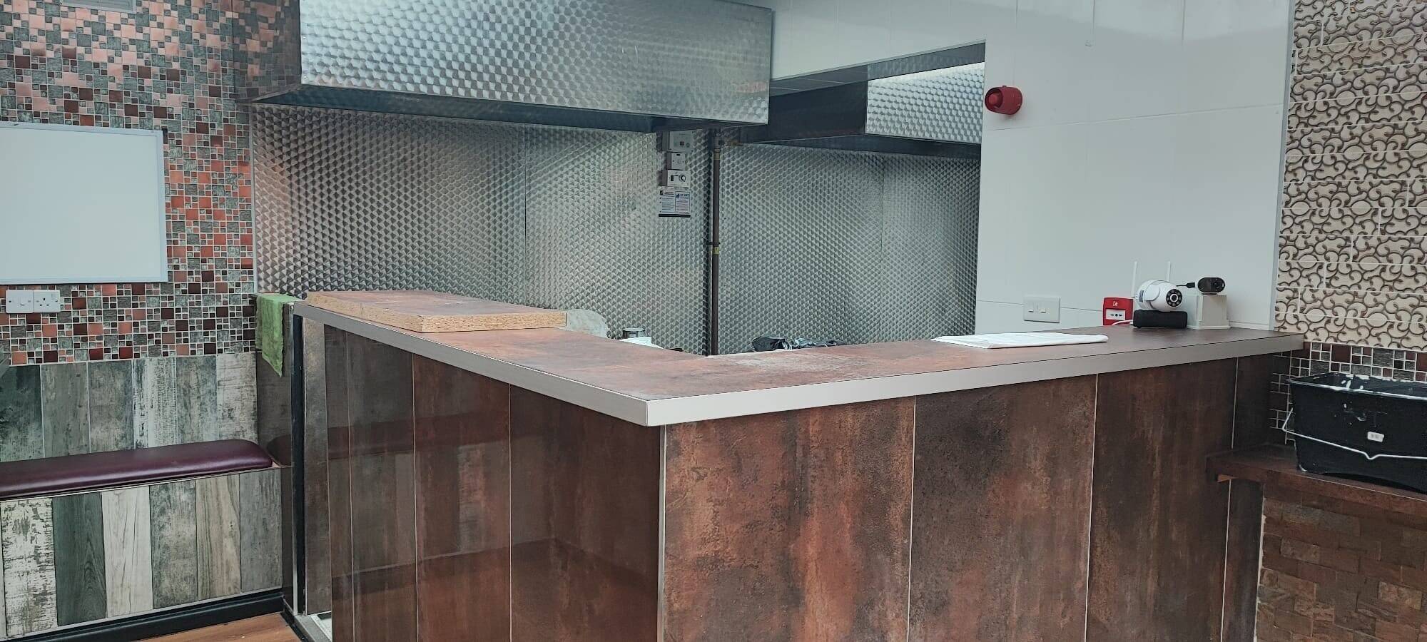 Leasehold takeaway shop for sale in Daventry Northamptonshire with 55 sqm of space Photo 3