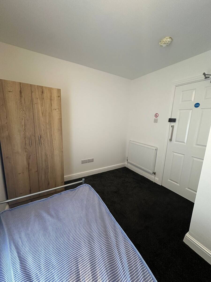 4-Bed HMO Property for Sale in Bishop Auckland County Durham with Long-Term Council Lease Photo 3