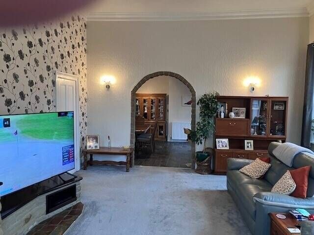 Mixed Property Investment Opportunity in Wakefield West Yorkshire Photo 3