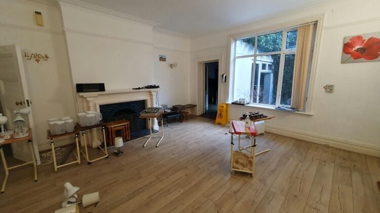26-Bedroom Care Home in Poole Dorset on 0.6 Acres with Modern Amenities Photo 3