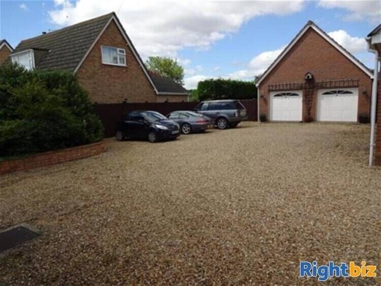 5-Bedroom Family Home with Luxury Cattery in Cambridgeshire, Ideal for Development Photo 3