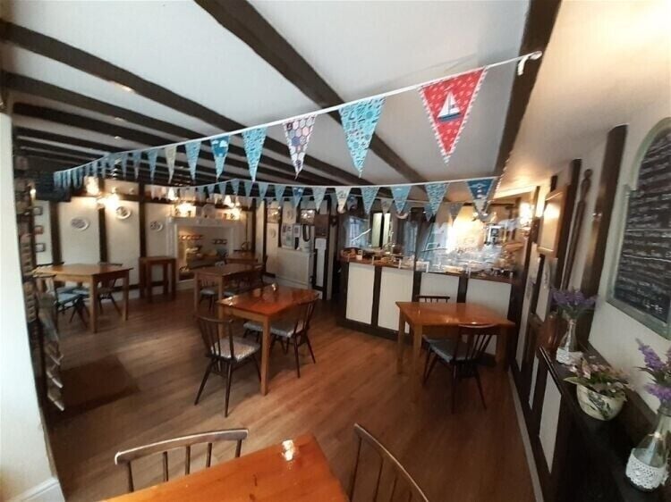 Charming, Award-Winning Tearoom with Spacious Home in Ilfracombe's Heart for Sale Photo 3