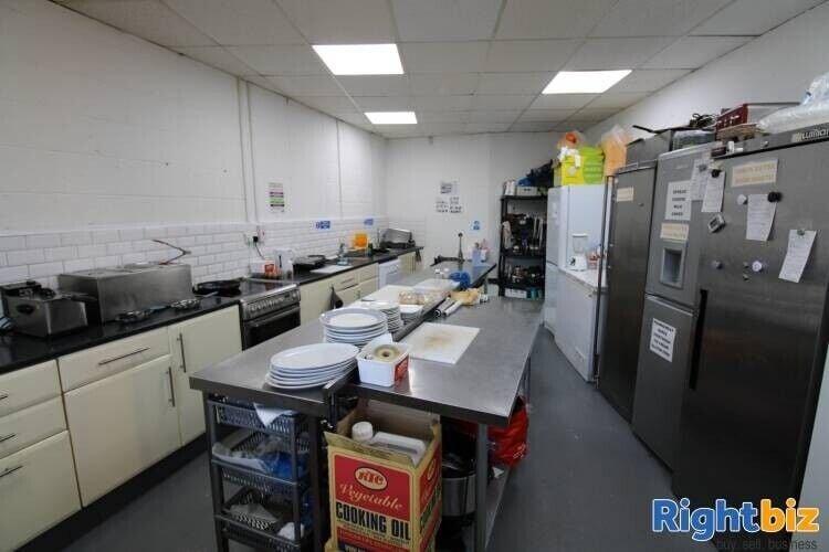 Established Cafe/Bistro in Prime Location in Luton Bedfordshire for Lease Photo 3