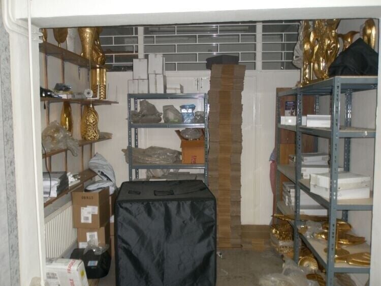 Double Storage Area Available on High Road in Harrow Weald, Ideal for Office or Storage Use Photo 3