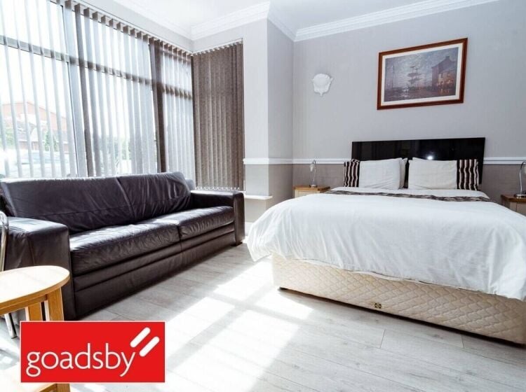 Refurbished HMO Duo in Poole Dorset Boasting High Occupancy and Development Potential Photo 3