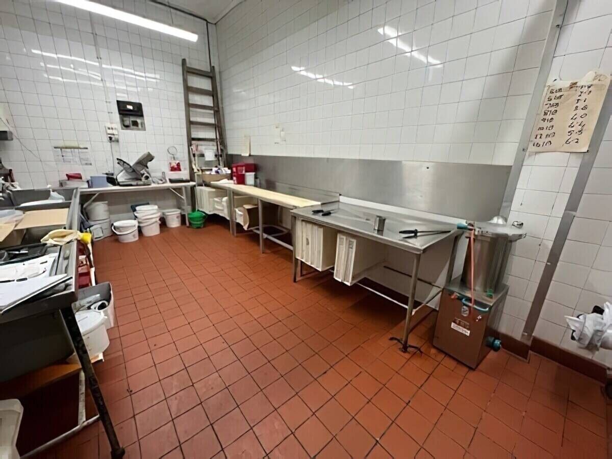 Profitable Butcher Business Property with Established Reputation for Sale in Lanark Photo 3