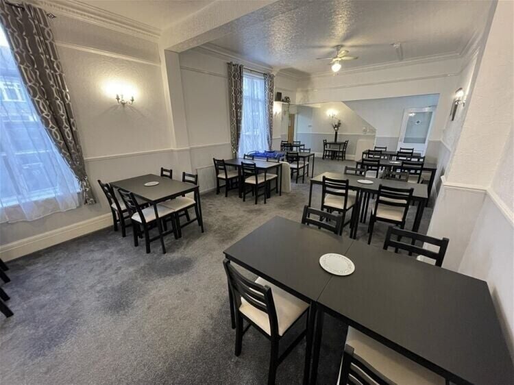 Seafront Coaching Hotel in Paignton Boasting 26 Bedrooms and Panoramic Views now on Sale! Photo 3