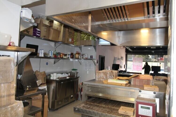 Prime Location Pizza Takeaway Business for Sale in Walthamstow, London Photo 3
