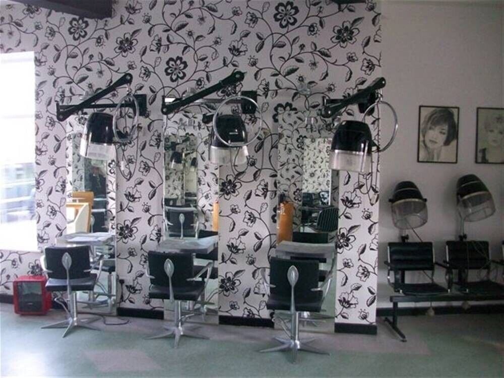 Prime Location Hair Salon Plus Investment Property in Tameside, Manchester Photo 3