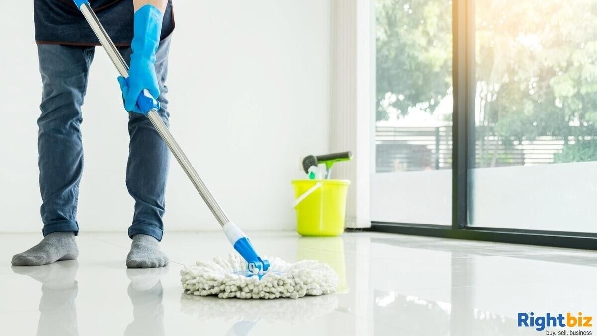 Domestic and Commercial Cleaning Franchise Opportunity in Birmingham Photo 3