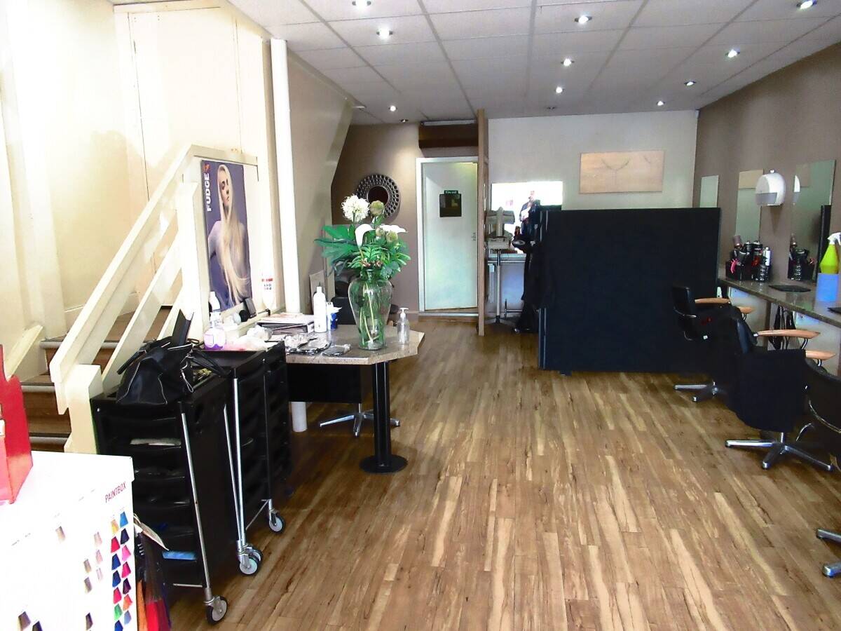 Fully Equipped Hair Salon with Accommodation in Nelson Town Centre for Sale Photo 3