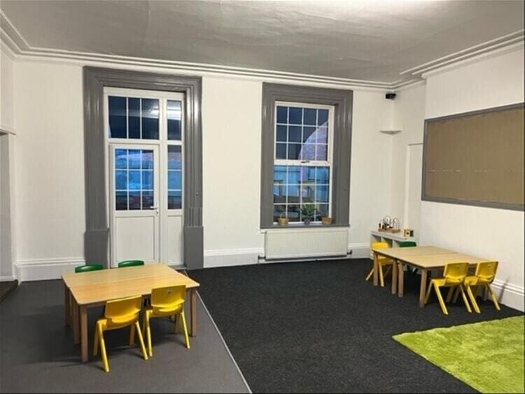 Prime Stoke on Trent Location - Spacious Former Children's Day Nursery for Sale! Photo 4