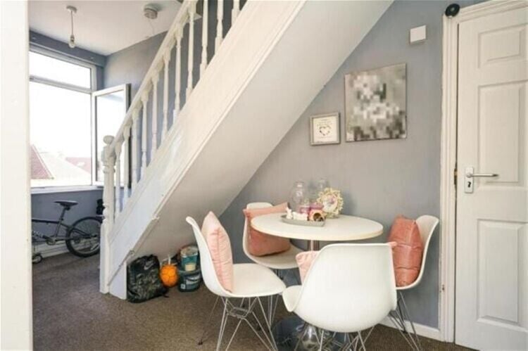 Prime Leeds Investment Property with Mixed Use Tenants for Sale Photo 4