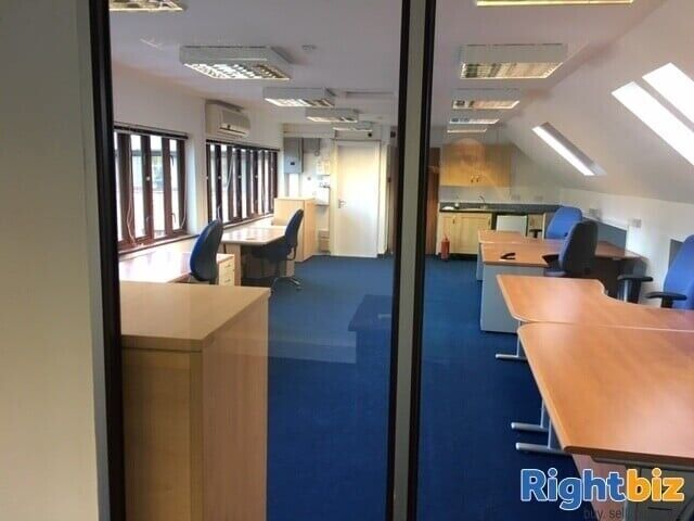 Immaculate 750 sq ft Office Space in Harefield, London for Sale Photo 4
