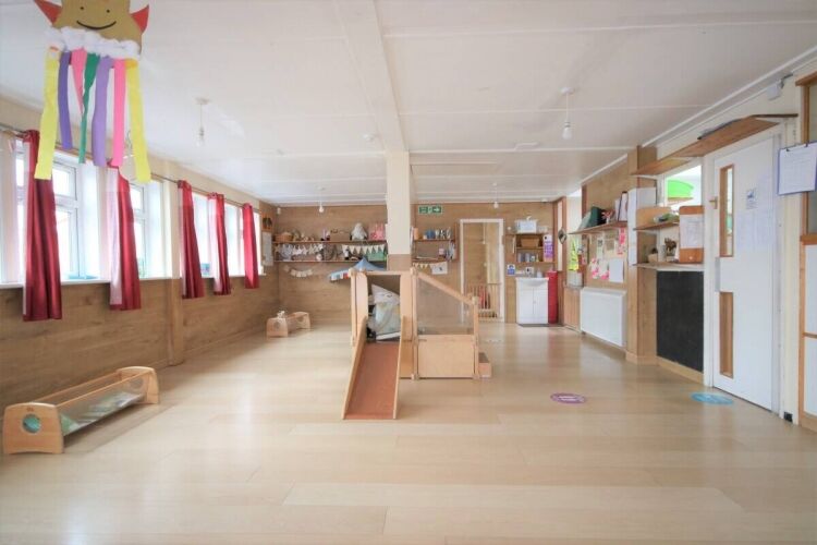 102 Place Premium Two – Setting Day Nursery To Let in London - Zone 1/ 2 Photo 4
