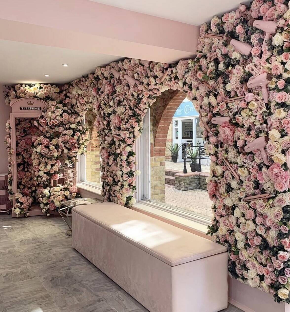 Rent Award-Winning, Fully Fitted Salon in South Woodham Ferrers Essex Photo 4