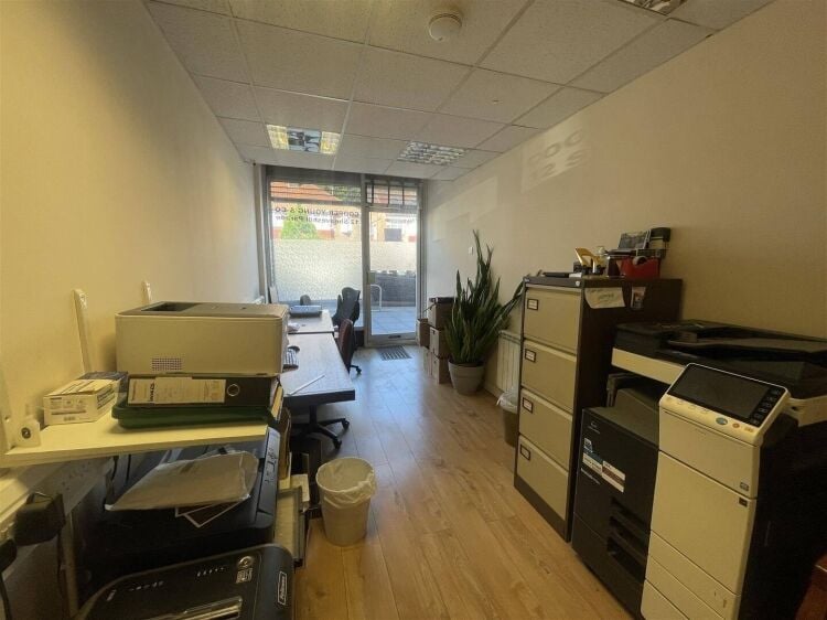 Prime Retail Freehold for Sale on Sheaveshill Avenue, London, NW9 Photo 4
