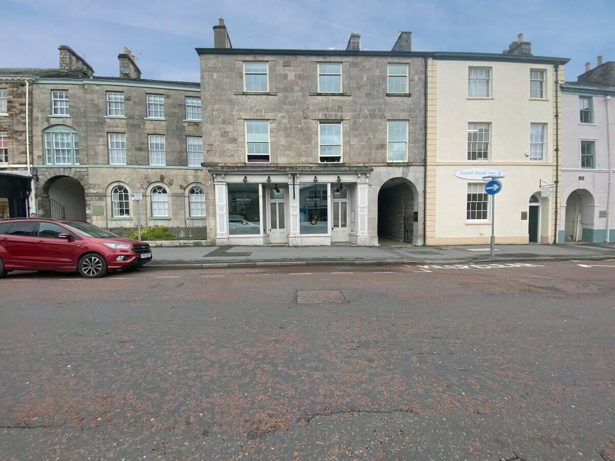 Ground Floor Restaurant/Bar in Kendal, Cumbria with A1-A5 Class Use For Sale Photo 5