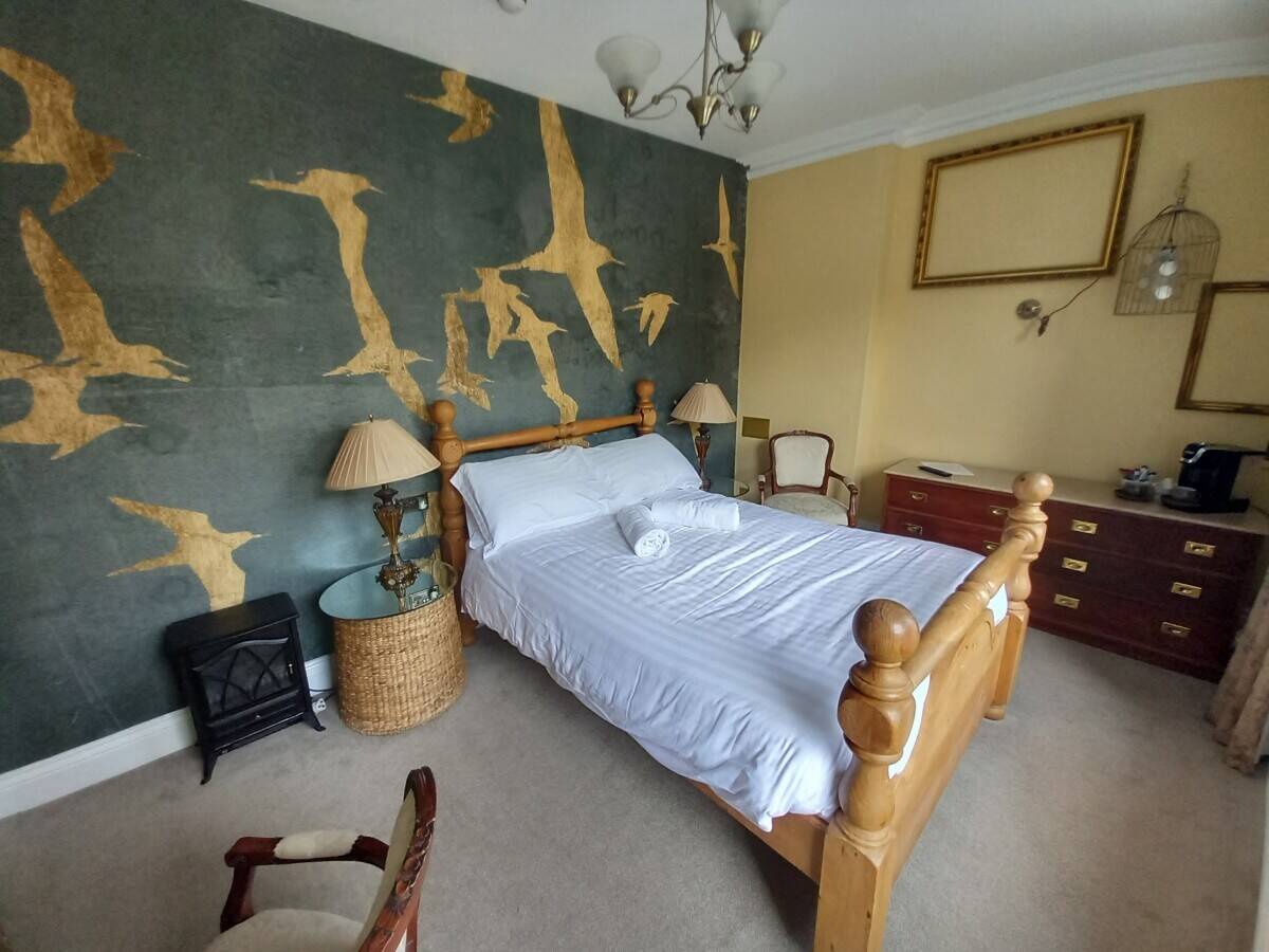 Charming Country Hotel in Brecon Beacons with Seven En Suite Rooms and Dining Facilities For Sale Photo 4