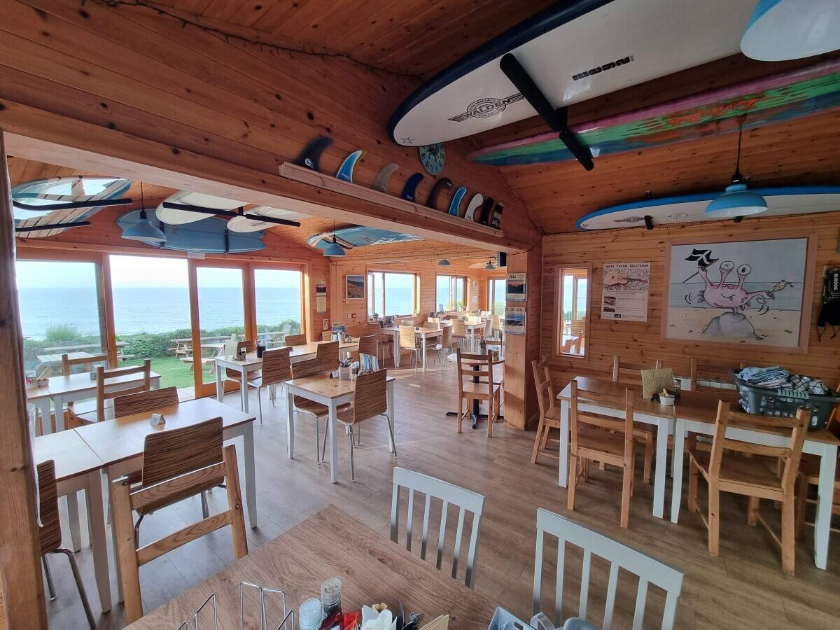 Charming Beach Café/Restaurant in Penzance Cornwall with Stunning Sea Views for Sale Photo 4