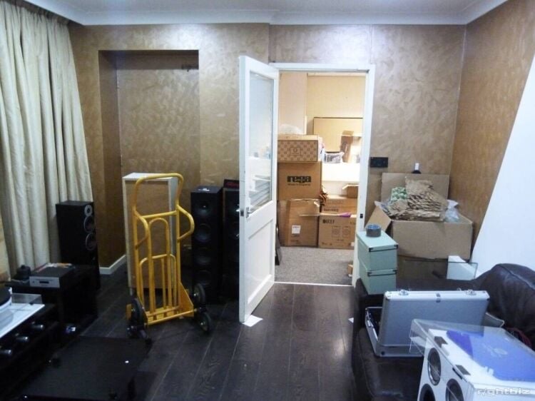 Prime Liverpool Investment Property with Commercial and Residential Tenants Photo 4