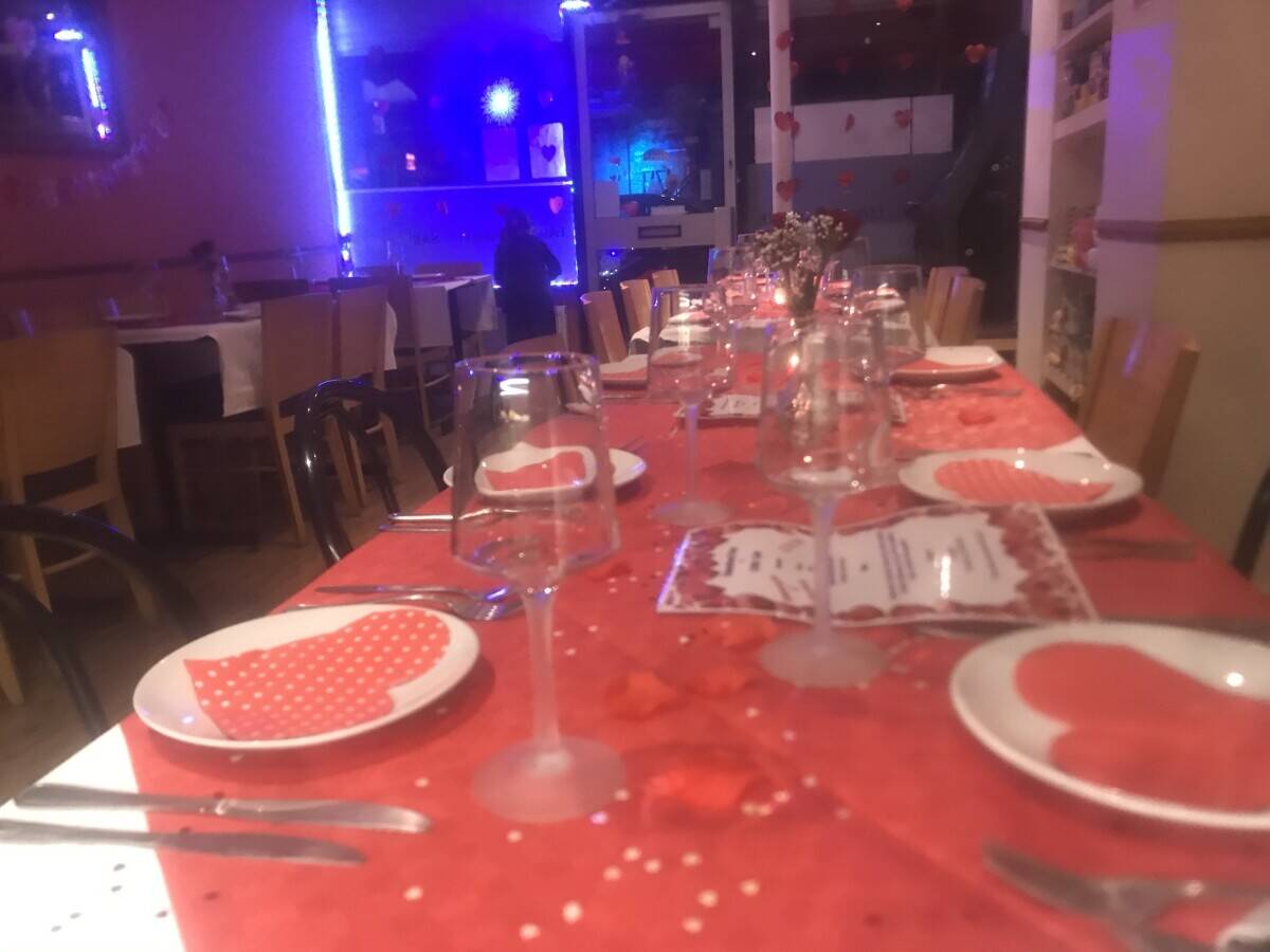 Prime Anerley London Coffee Shop with A3 Licence for Sale, Great for Parties Photo 4