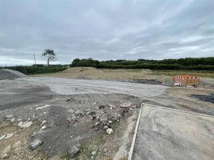 Prime South Molton Industrial/Office Development Site Available Immediately Photo 4
