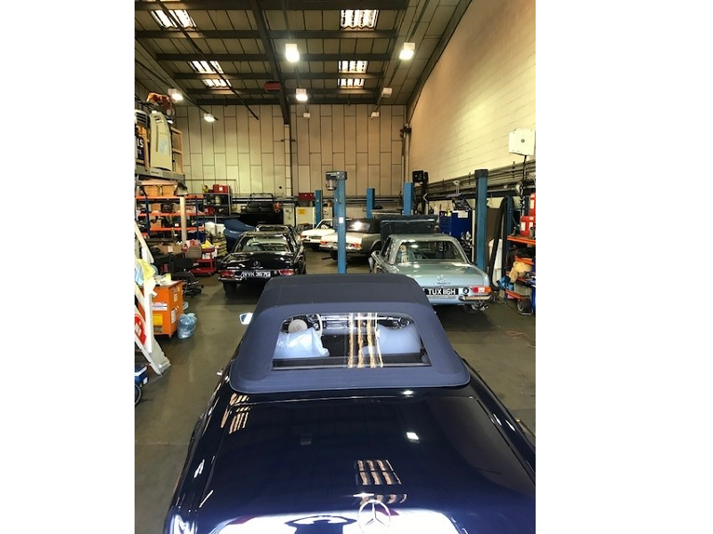 Well established Mercedes Benz specialist garage for sale Photo 4