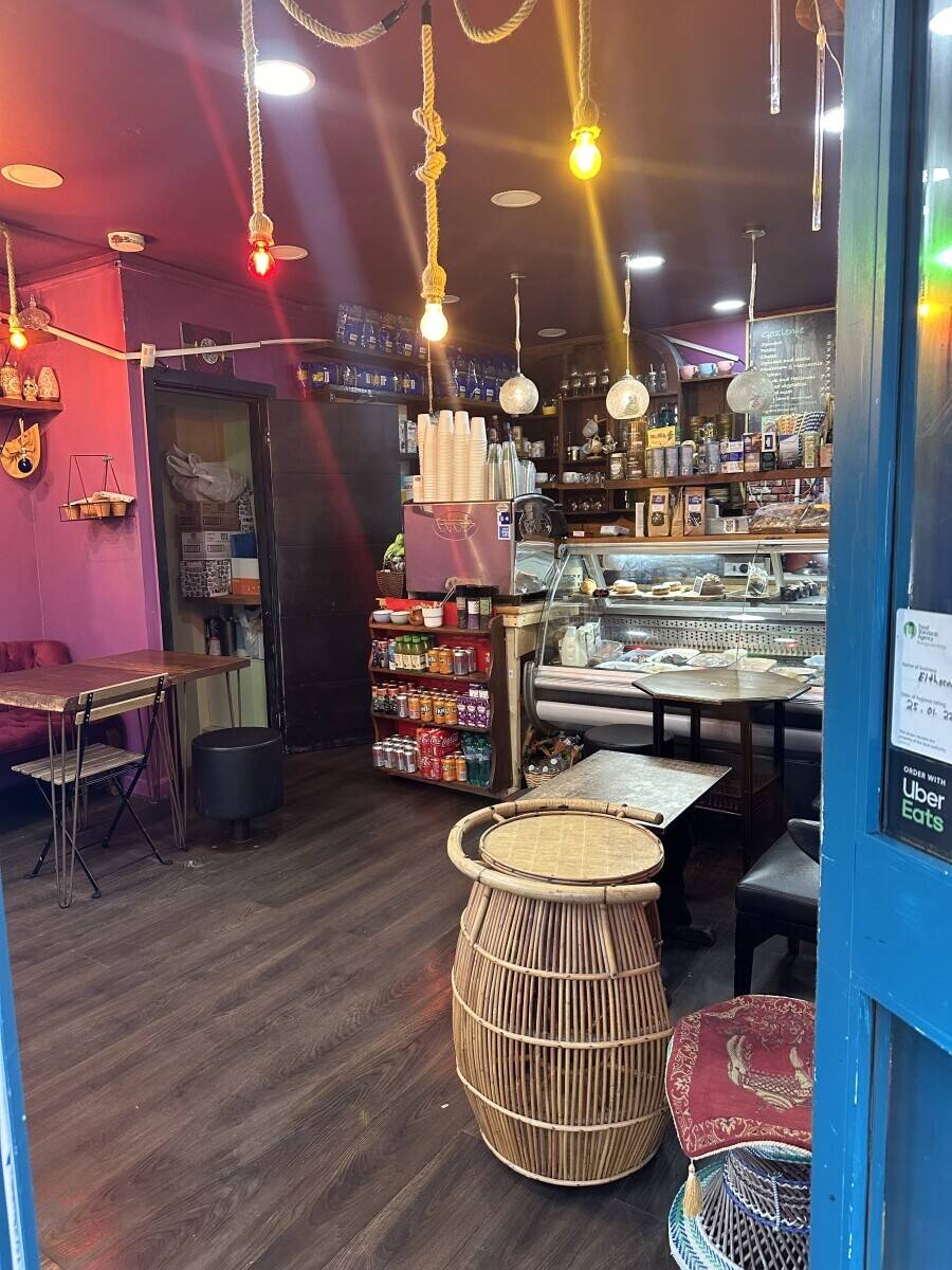 Family-Run Coffee Shop Leasehold for Sale on Hornsey Road, London Photo 4
