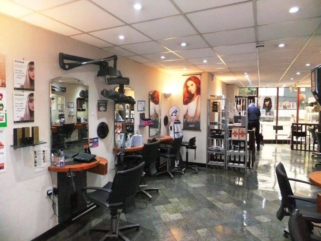Spacious Fully-Fitted Hairdressing Premises Available for Lease in Busy Reading Location Photo 4