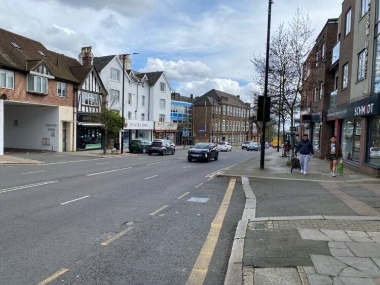 Barnet High Street Freehold Retail Units with Two Leased Flats Above for Sale Photo 4