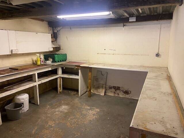 Commercial Unit To Let Tyseley Birmingham Photo 4