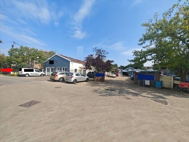 E-CLASS RETAIL / OFFICE / SHOWROOM / STUDIO PRICE: £6,000 plus VAT PER ANNUM TO LET – LEASEHOLD Photo 4