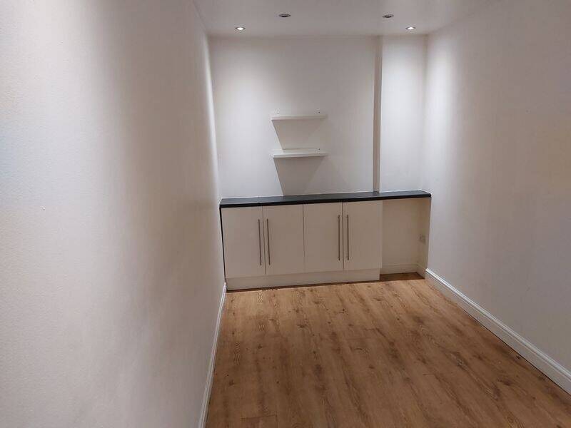 NOW LET Retail Unit TO LET etc 21 Front Street, Acomb, York Photo 4