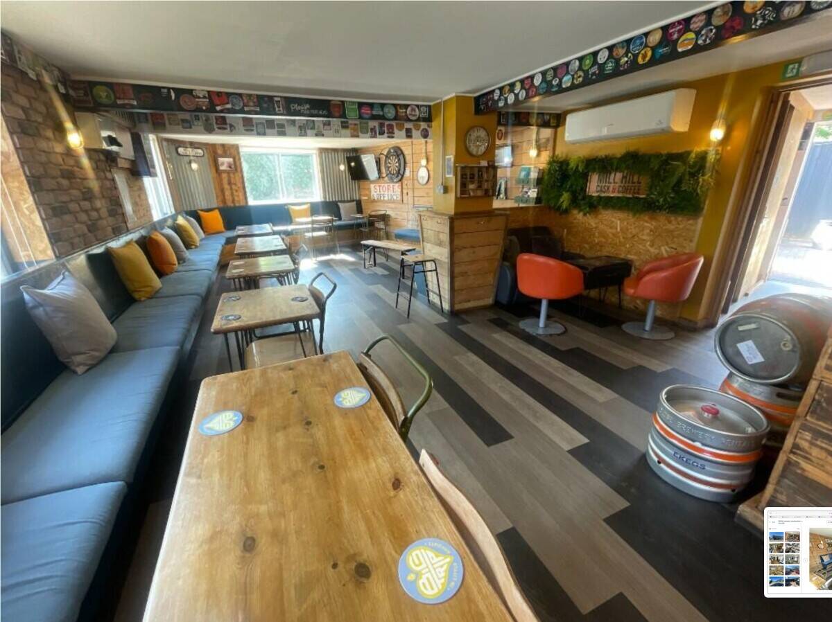Freehold Award-Winning Micropub and Coffee House with Residential Investment in Leicester Photo 4