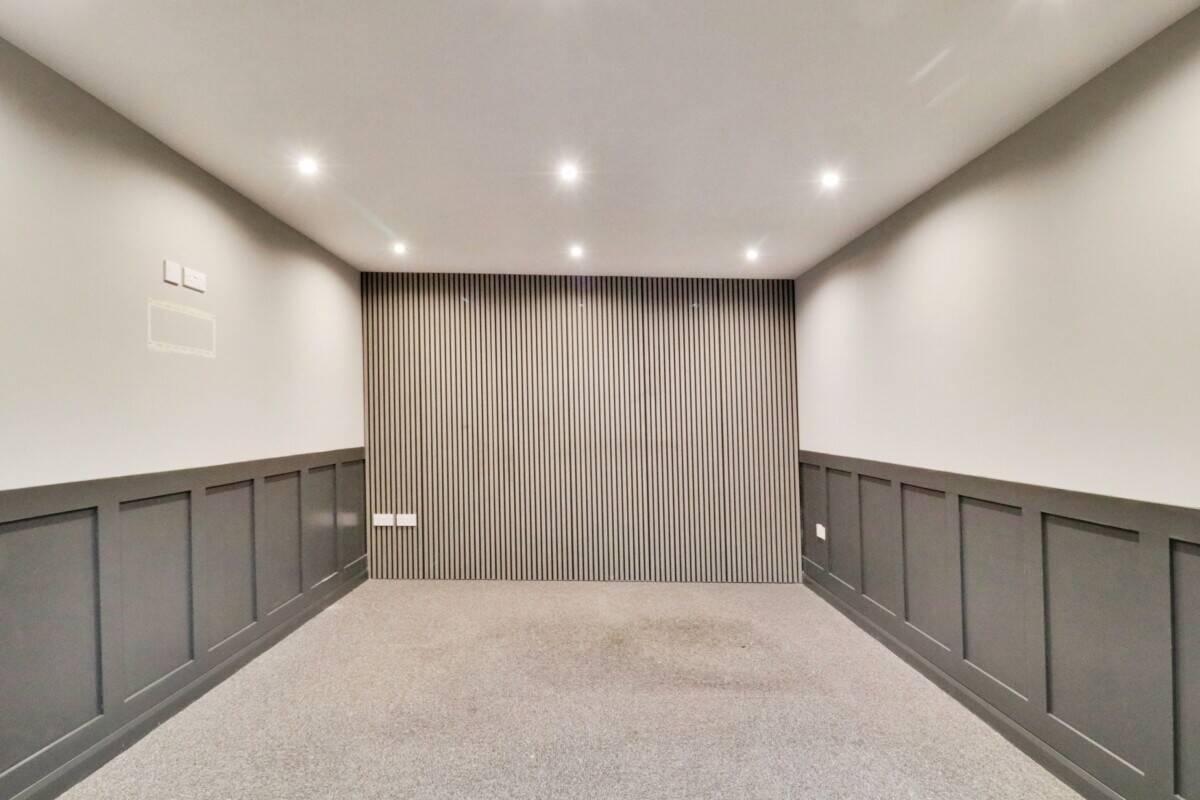 MODERN OFFICE - HIGH ROAD, BENFLEET Photo 5