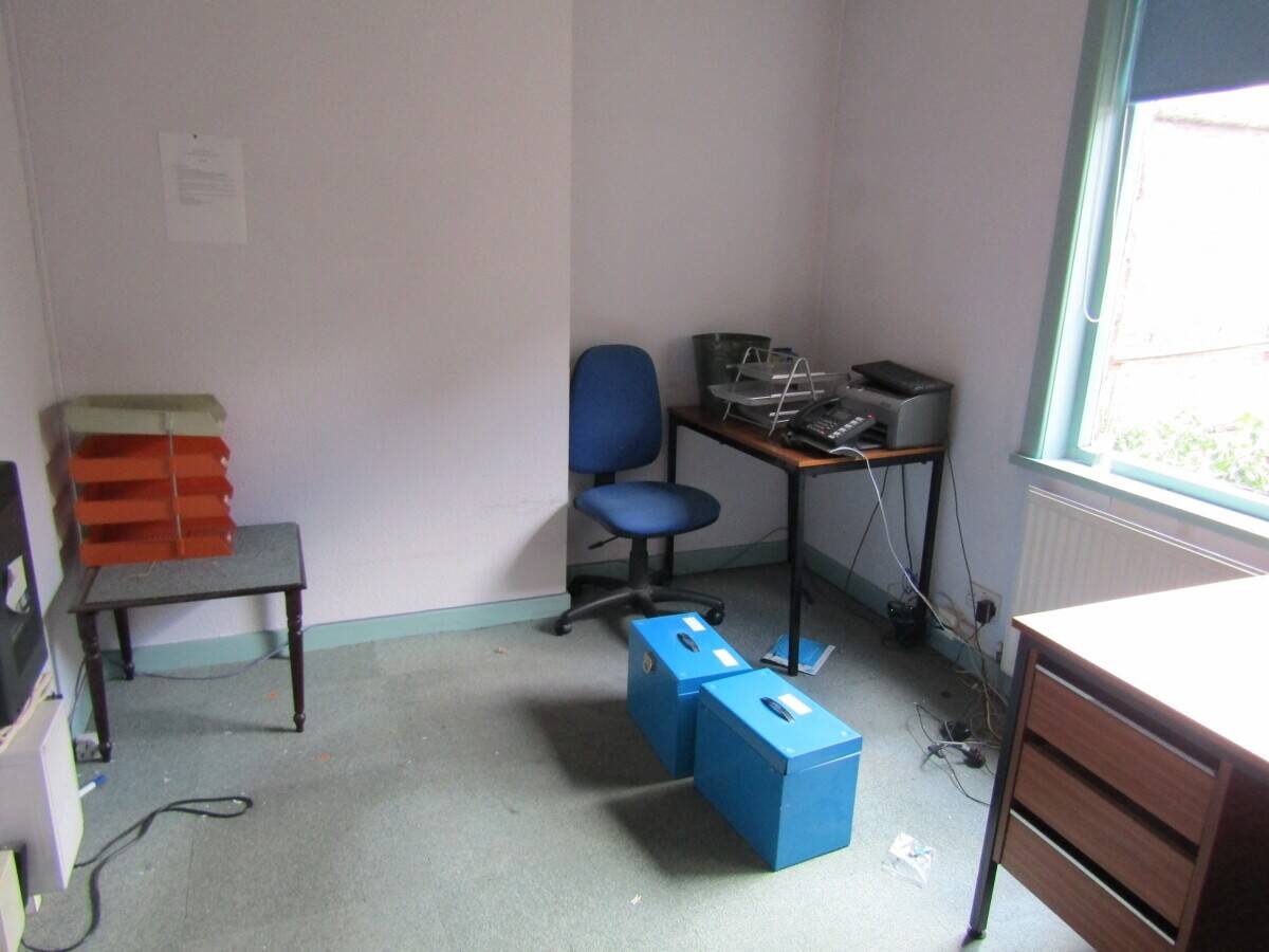 Large Retail Space in Accrington - Ideal for Trade Counter or Redevelopment Photo 4