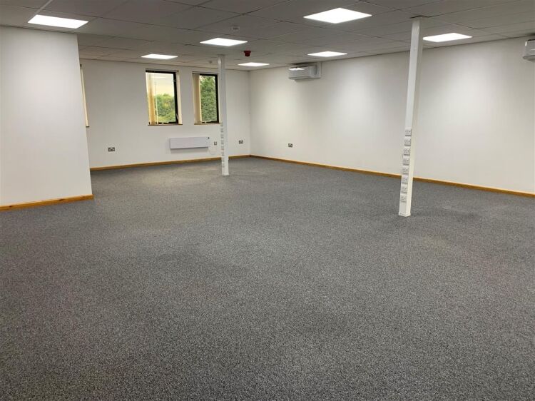 Newly Refurbished Office Space in Apex Court, Almondsbury, Bristol Available for Rent Photo 4