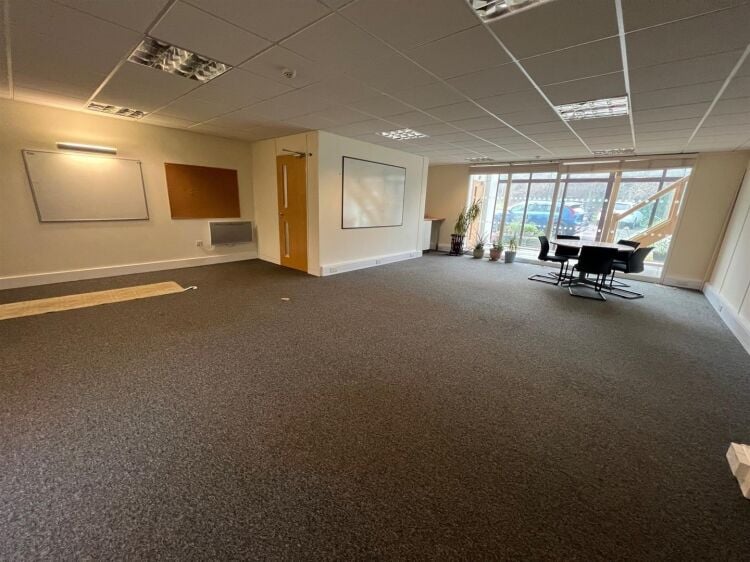 Ground Floor Office Suite with Stunning Views Available for Rent in Bristol Photo 4
