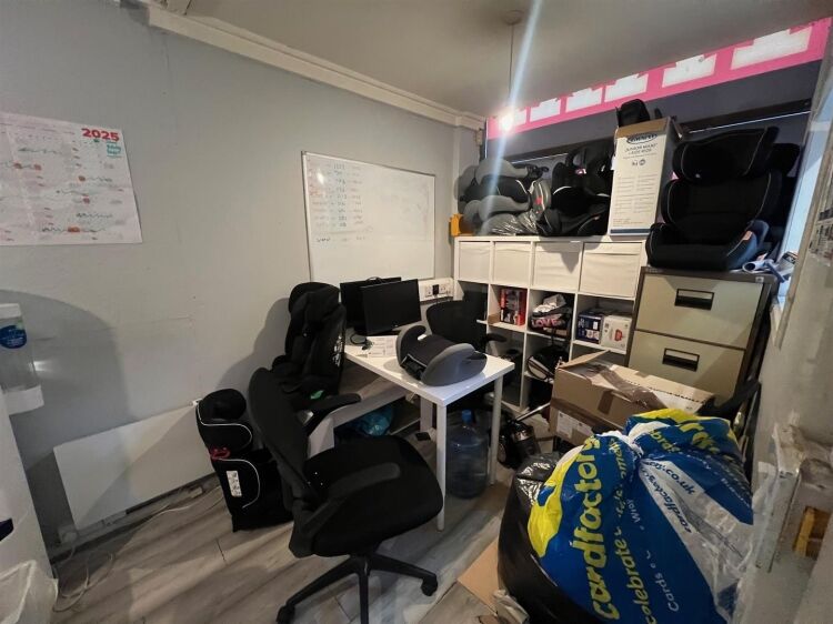 Prime Commercial Property in Bedminster Bristol, Let to Long-Standing Taxi Operator Photo 4
