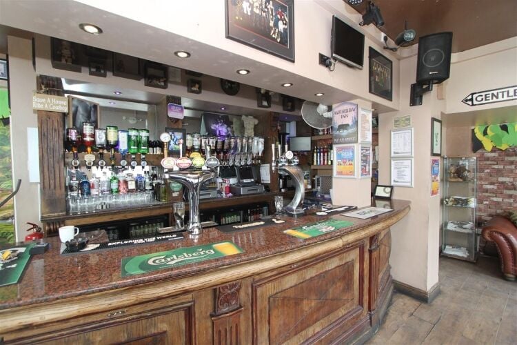 Prime Commercial Investment Opportunity in Old Market, Bristol Let to a Bar Photo 4