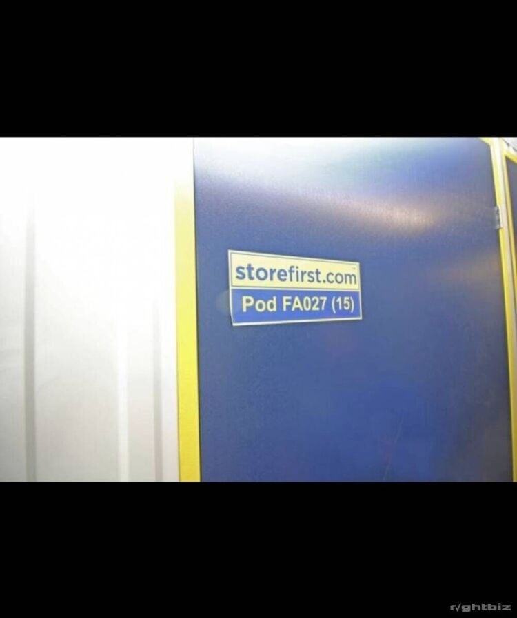 Prime Commercial Property with Spacious Storage Units, Ample Parking in Nottingham NG17 Photo 4