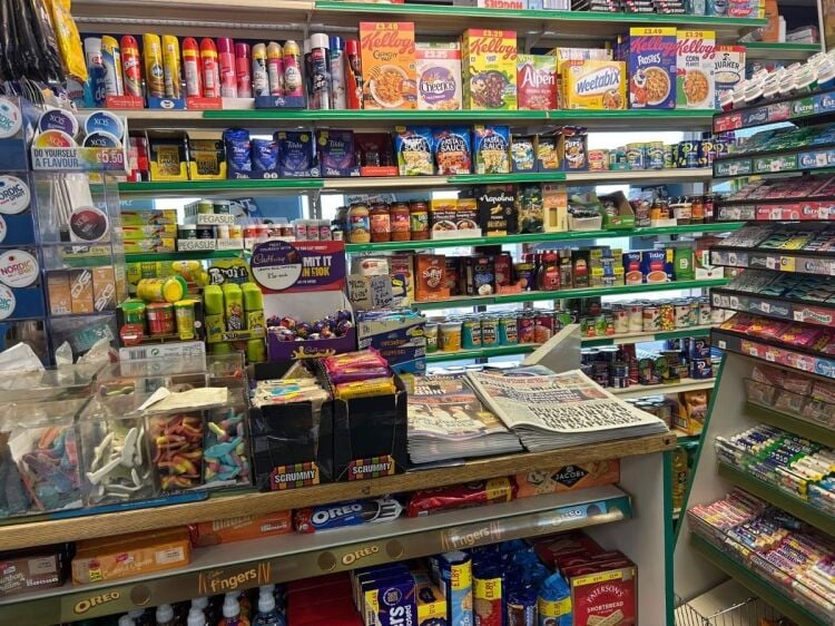 Convenience Store with Residential Space for Sale in Coventry, West Midlands Photo 4