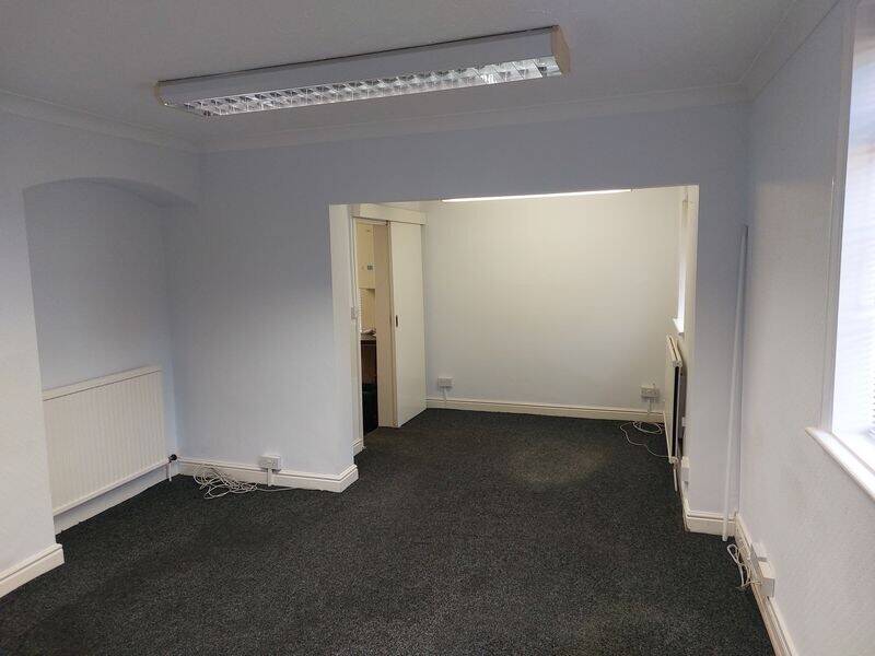 Office space for sale in Acomb York with potential for residential conversion and parking available Photo 4