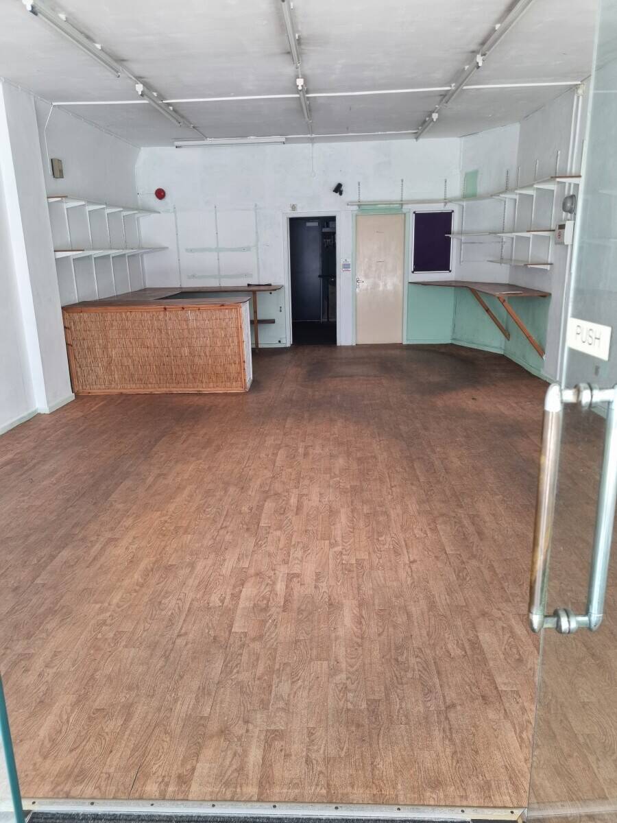 Vacant Shop For Sale in Sheerness High Street, Sheerness Kent Photo 4