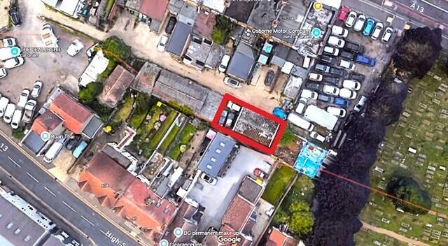 SMALL INDUSTRIAL UNIT WITH YARD AREA TO LET - £9,000 PA – LEASEHOLD - HADLEIGH, ESSEX REF I0108E Photo 4