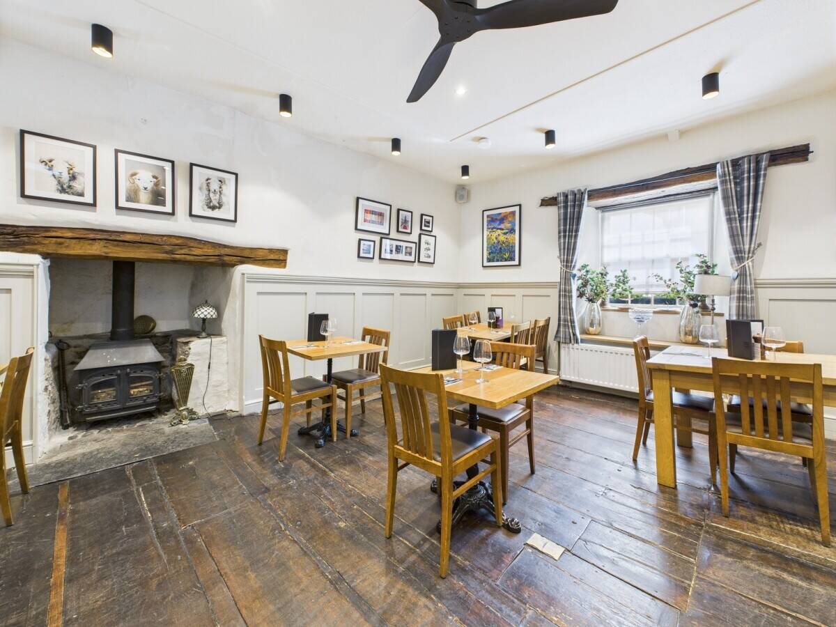 Historic restaurant for sale in Ambleside, Cumbria with unique atmosphere and outdoor seating. Photo 4