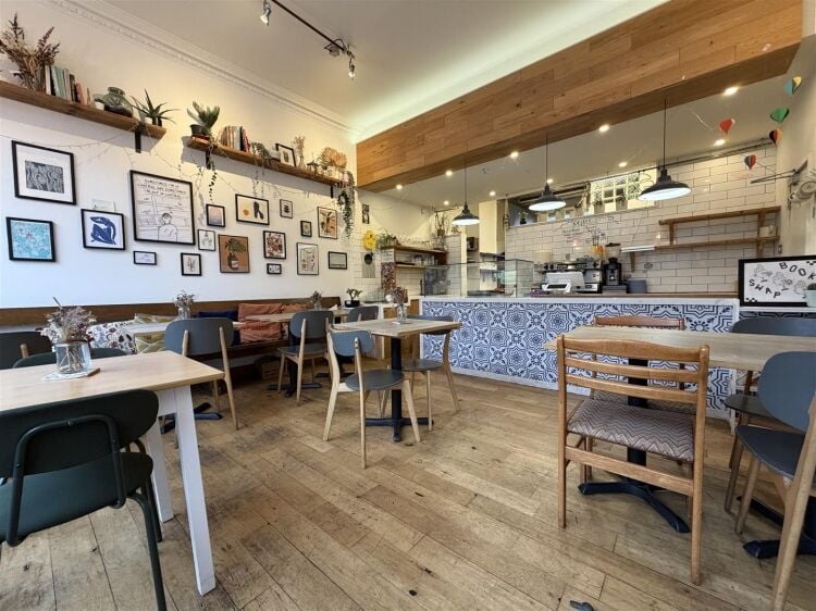 Café with customer seating and kitchen in Bristol, includes sublet basement yoga studio Photo 4