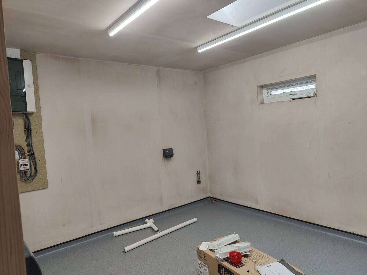Leasehold Take-Away Premises Available in Dumfries, Dumfries and Galloway Photo 4