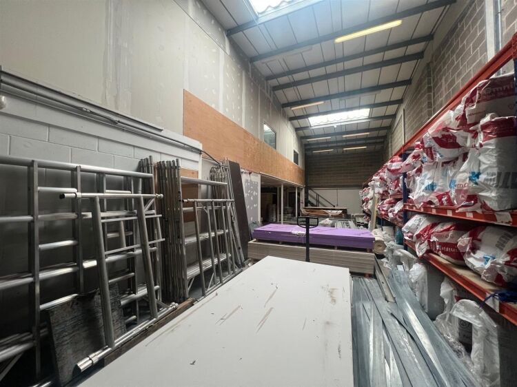 Modern industrial unit for sale in Eastpark Trading Estate, Bristol with office and parking Photo 4